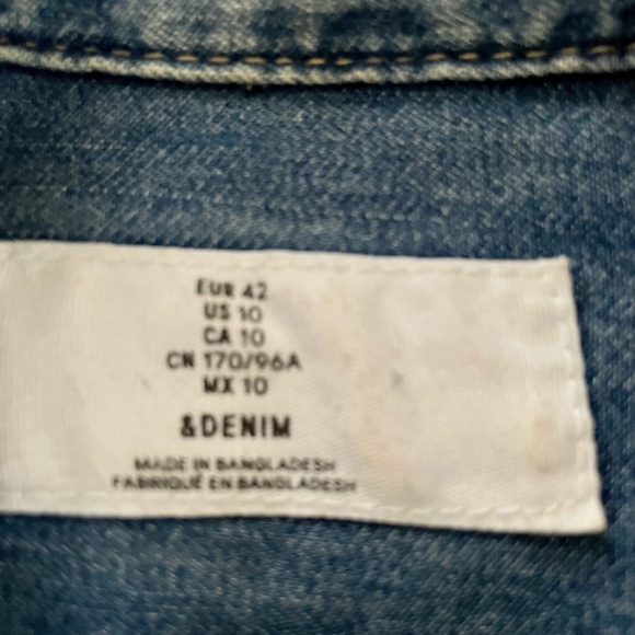 H&M Denim Shirt EUC - Picture 6 of 8